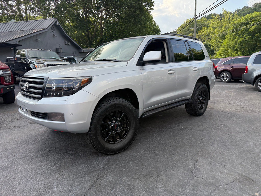 2009 Toyota Land Cruiser Image 2