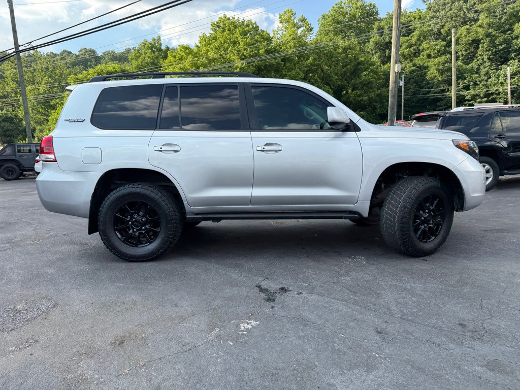 2009 Toyota Land Cruiser Image 13