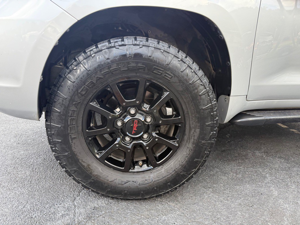 2009 Toyota Land Cruiser Image 26