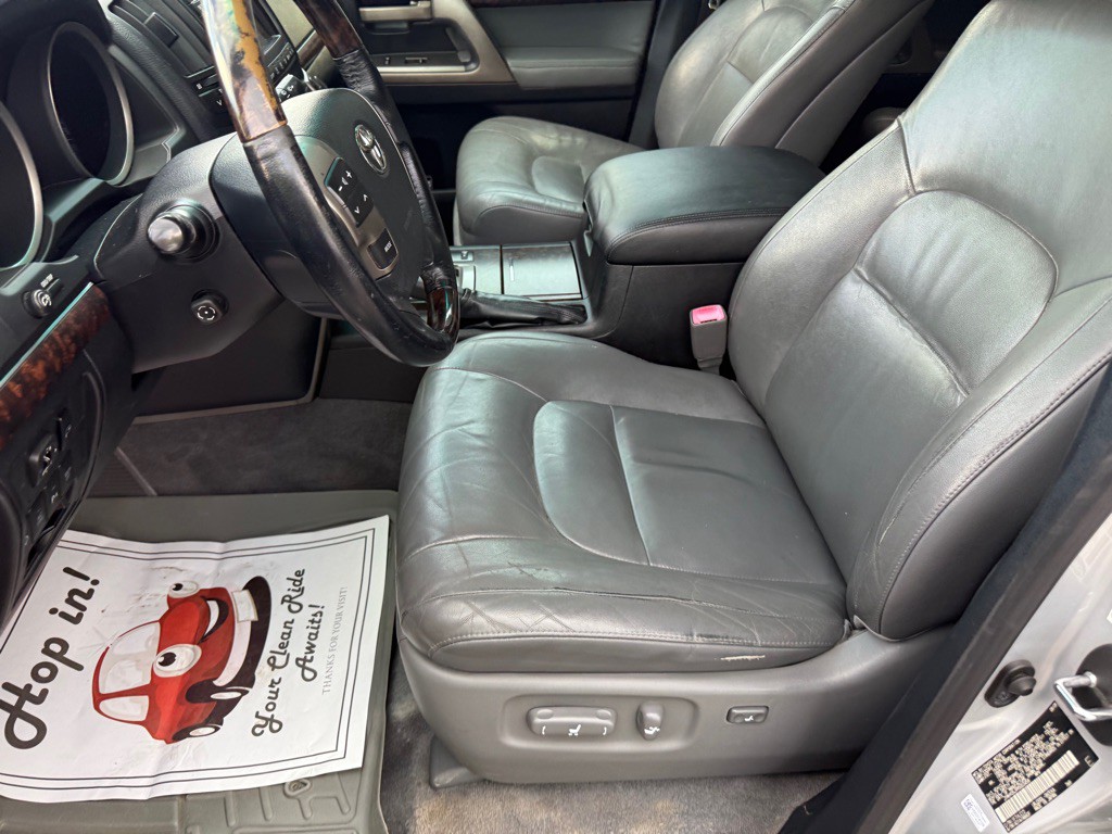 2009 Toyota Land Cruiser Image 44