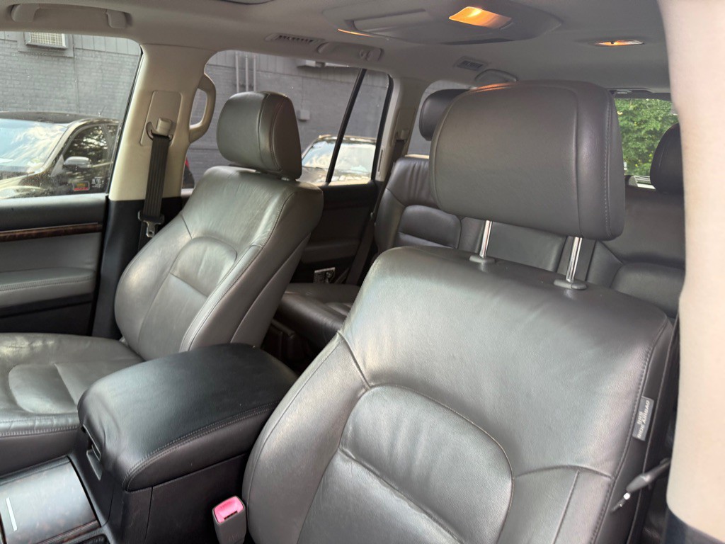 2009 Toyota Land Cruiser Image 45