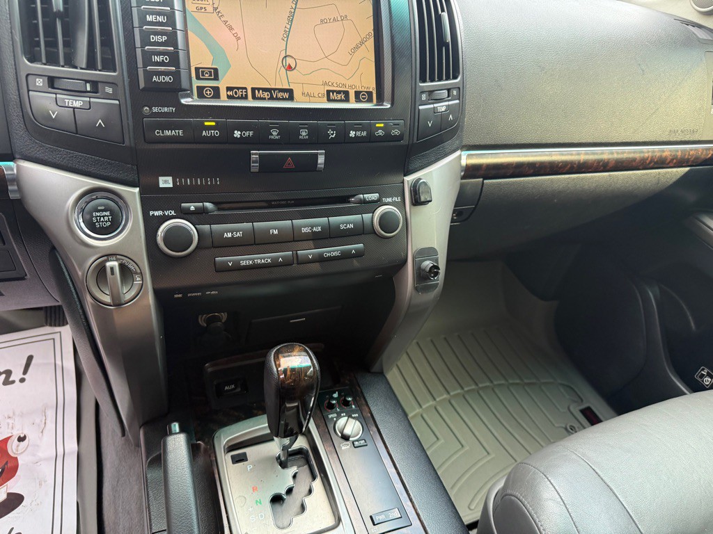 2009 Toyota Land Cruiser Image 51