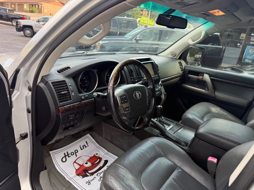 2009 Toyota Land Cruiser Image 53
