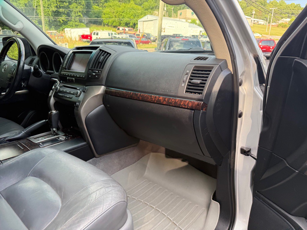 2009 Toyota Land Cruiser Image 56