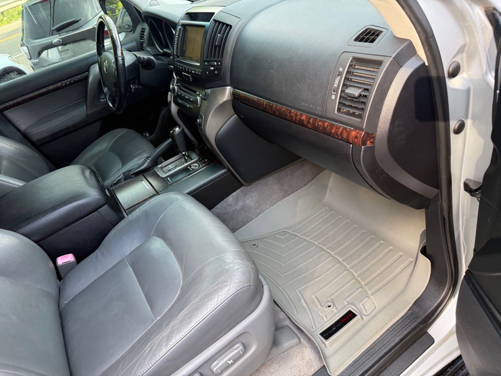 2009 Toyota Land Cruiser Image 59