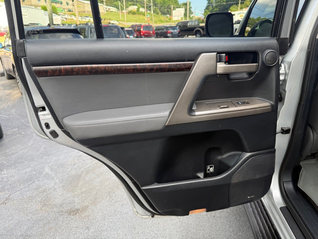 2009 Toyota Land Cruiser Image 63