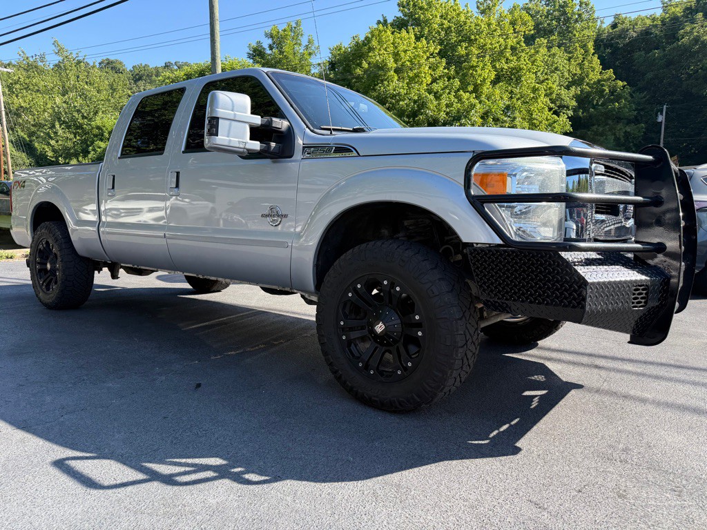 2014 Ford F-250 Image 2