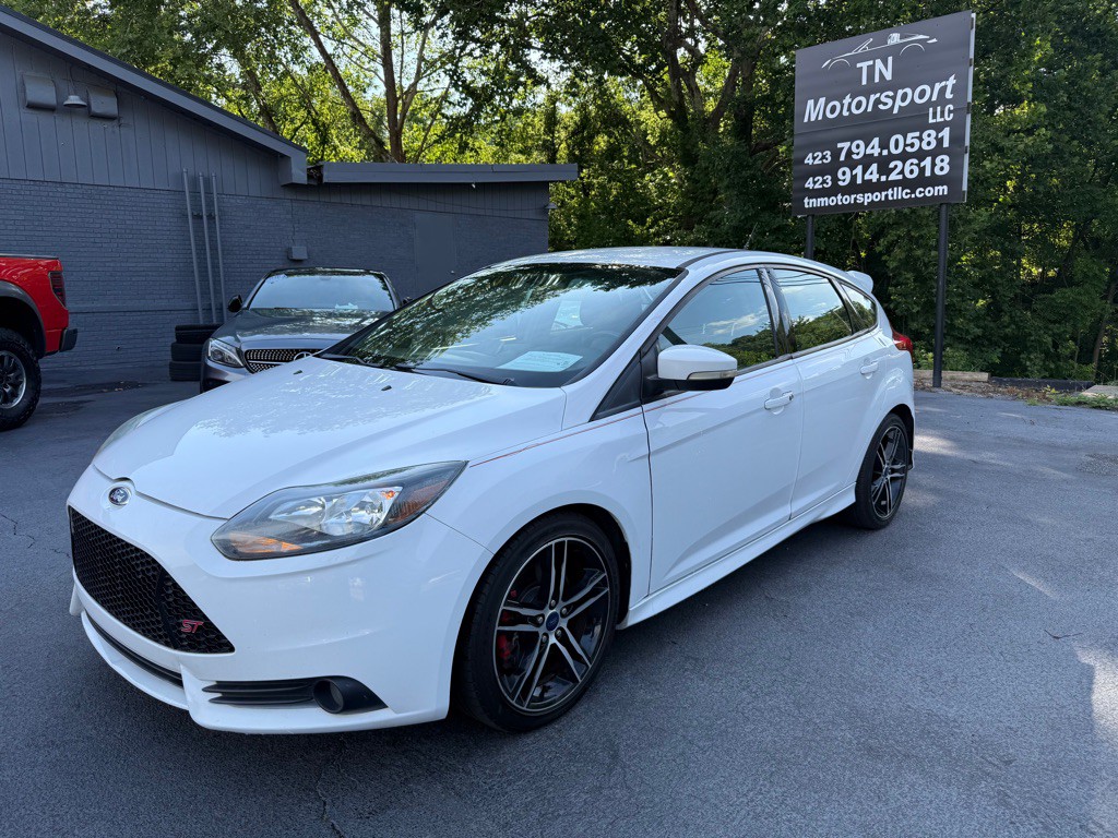 2014 Ford Focus Image 2