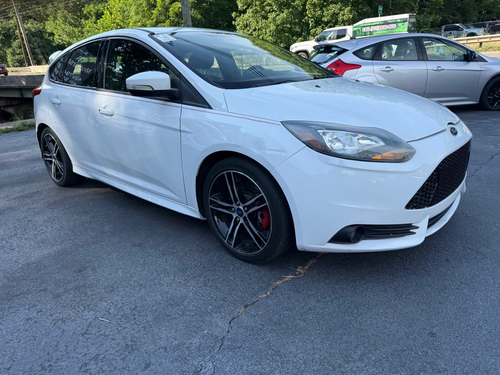 2014 Ford Focus Image 10