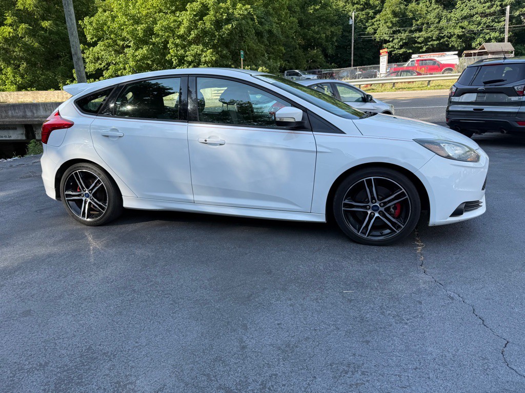 2014 Ford Focus Image 12