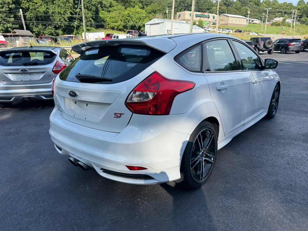 2014 Ford Focus Image 15