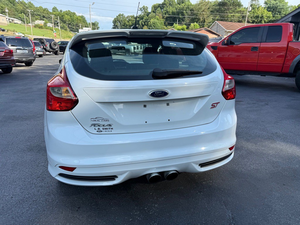 2014 Ford Focus Image 17