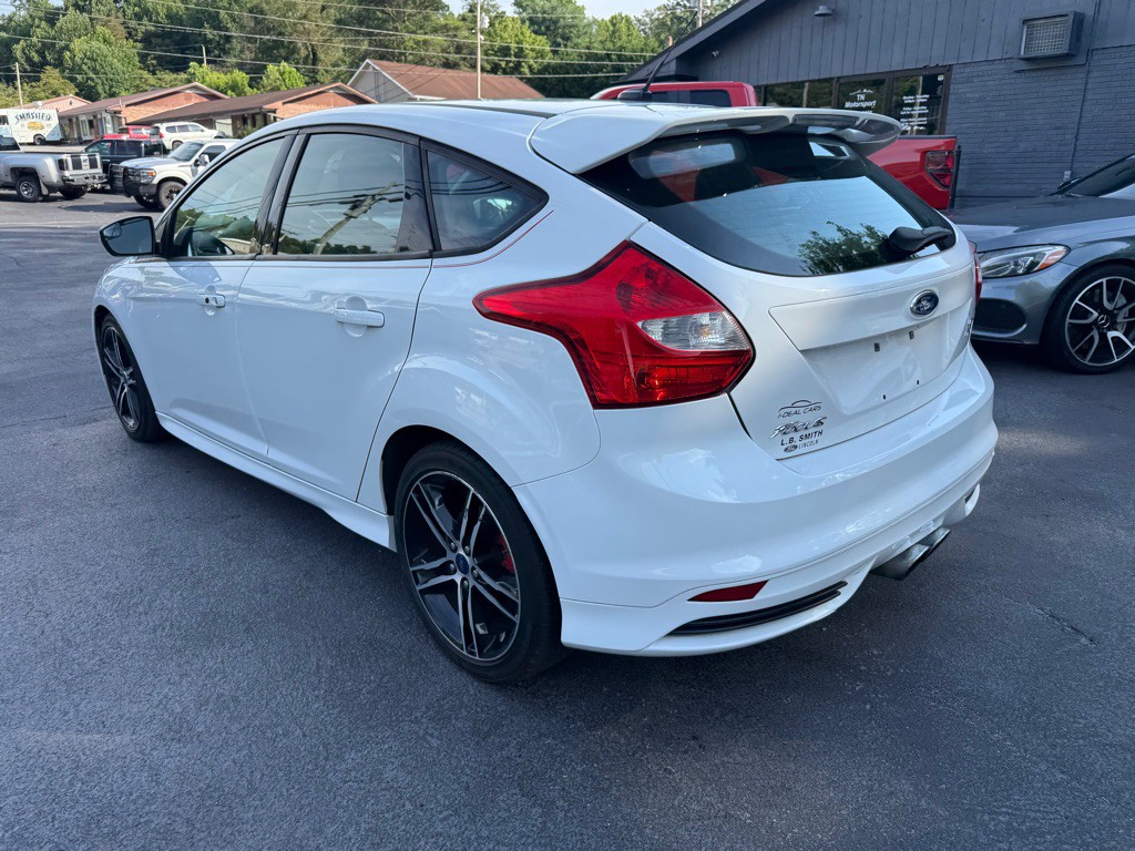 2014 Ford Focus Image 18