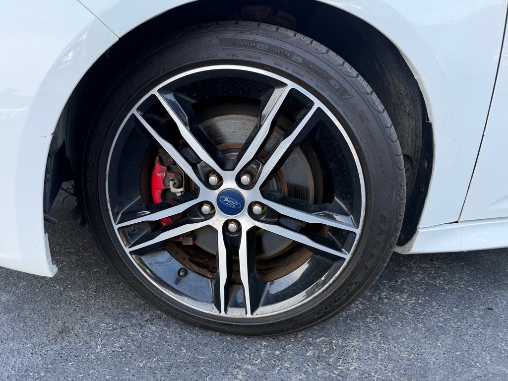 2014 Ford Focus Image 21