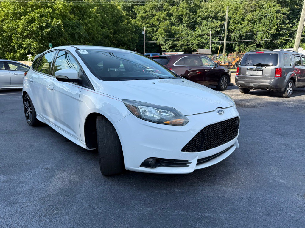 2014 Ford Focus Image 32