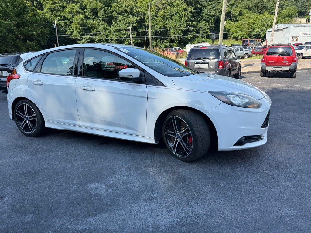 2014 Ford Focus Image 33