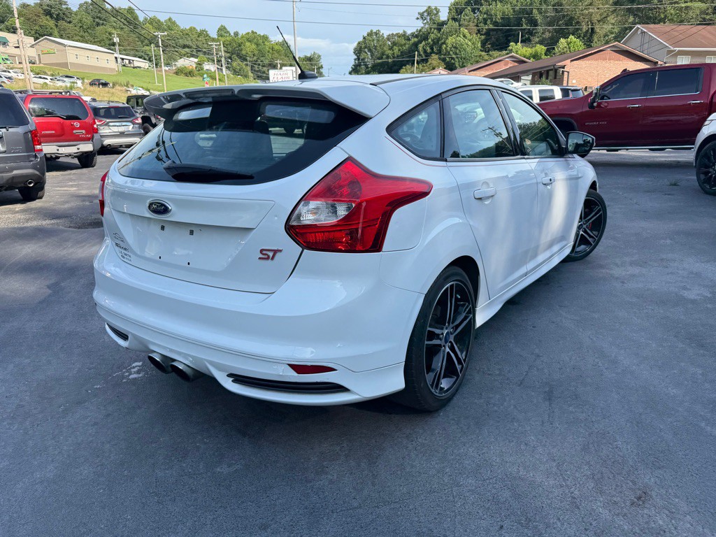 2014 Ford Focus Image 37