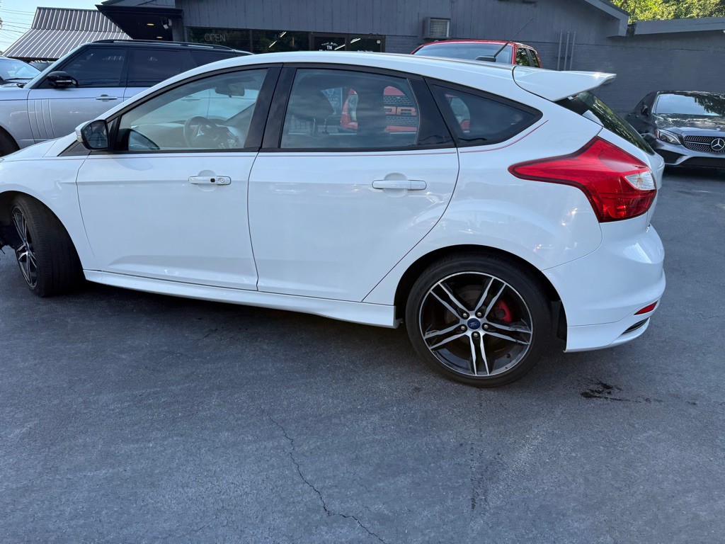 2014 Ford Focus Image 41