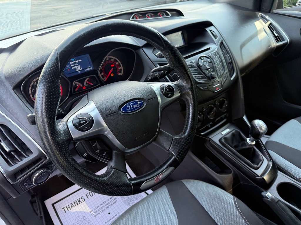 2014 Ford Focus Image 50