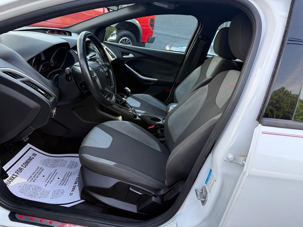 2014 Ford Focus Image 55