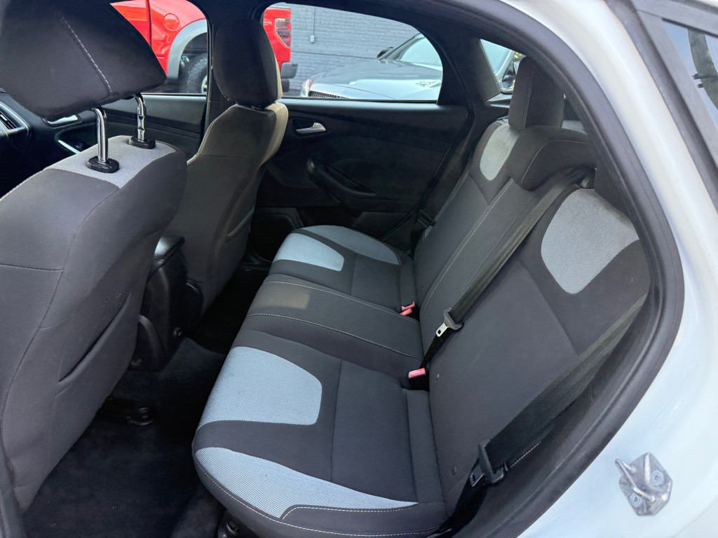 2014 Ford Focus Image 68