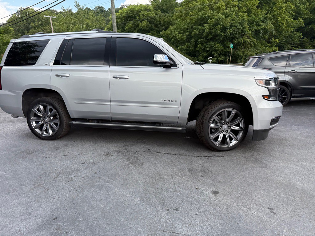 2015 Chevrolet Tahoe Image 32
