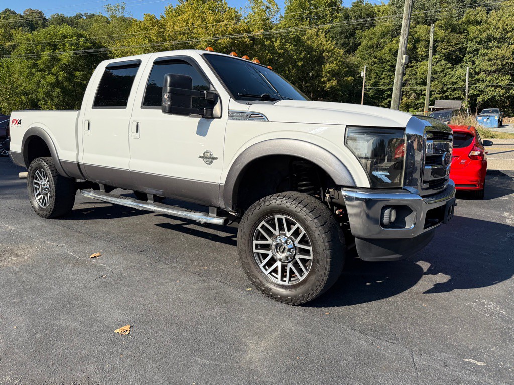 2012 Ford F-250 Image 2
