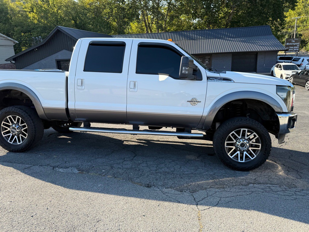 2012 Ford F-250 Image 24