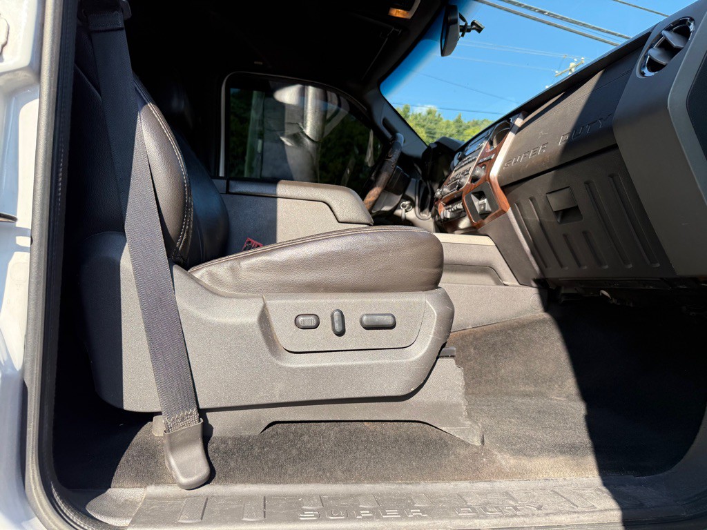 2012 Ford F-250 Image 80