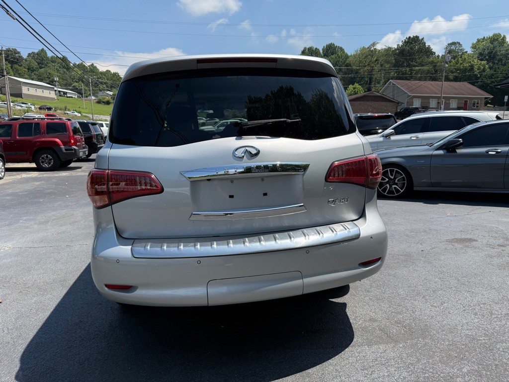 2016 INFINITI QX80 Image 14