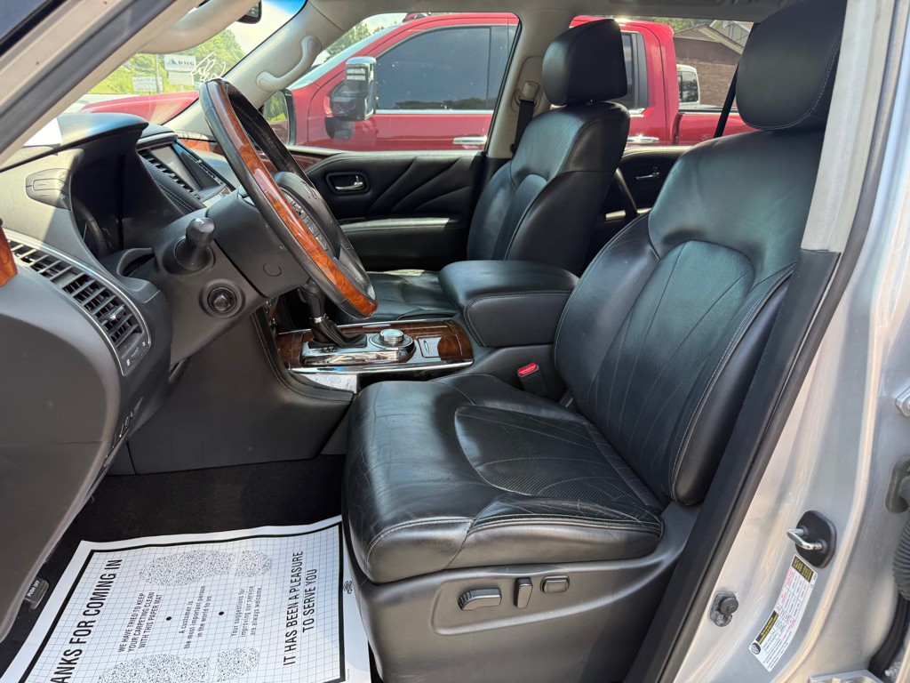 2016 INFINITI QX80 Image 26