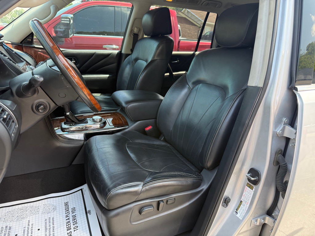 2016 INFINITI QX80 Image 27