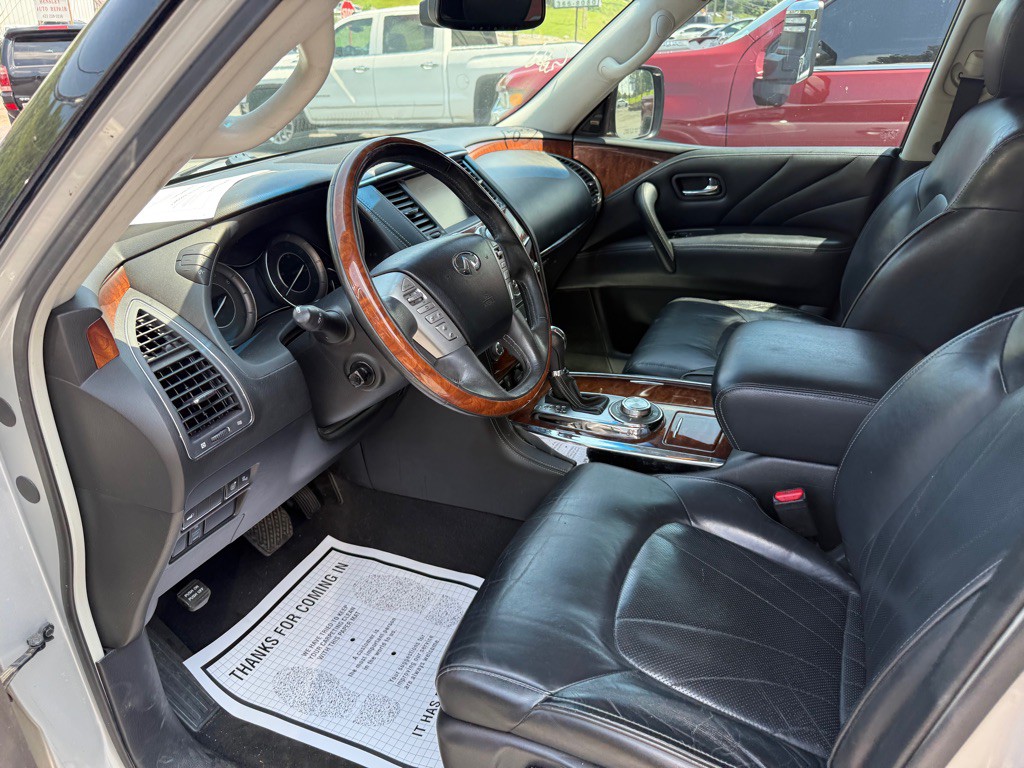 2016 INFINITI QX80 Image 29