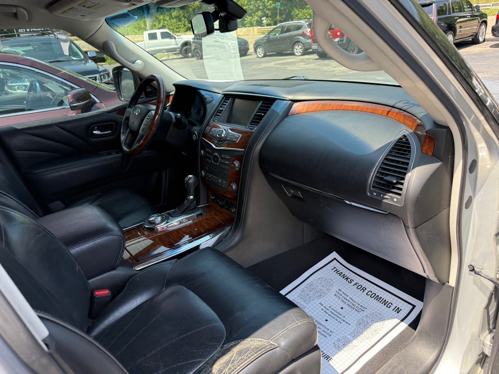 2016 INFINITI QX80 Image 47