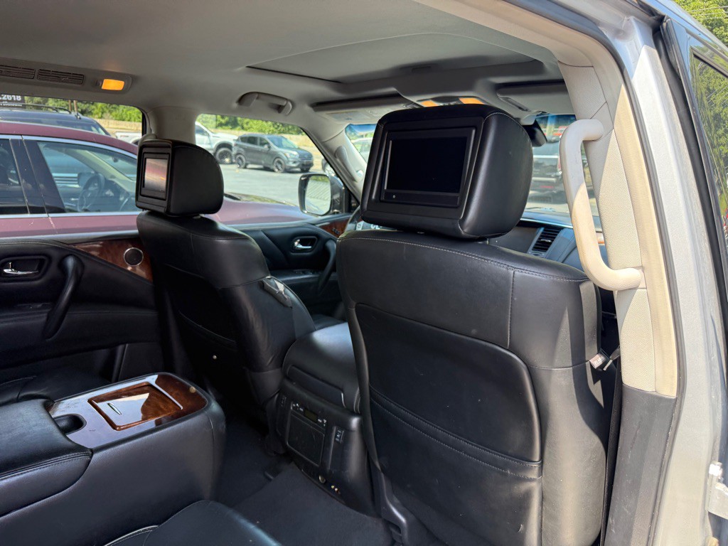 2016 INFINITI QX80 Image 51