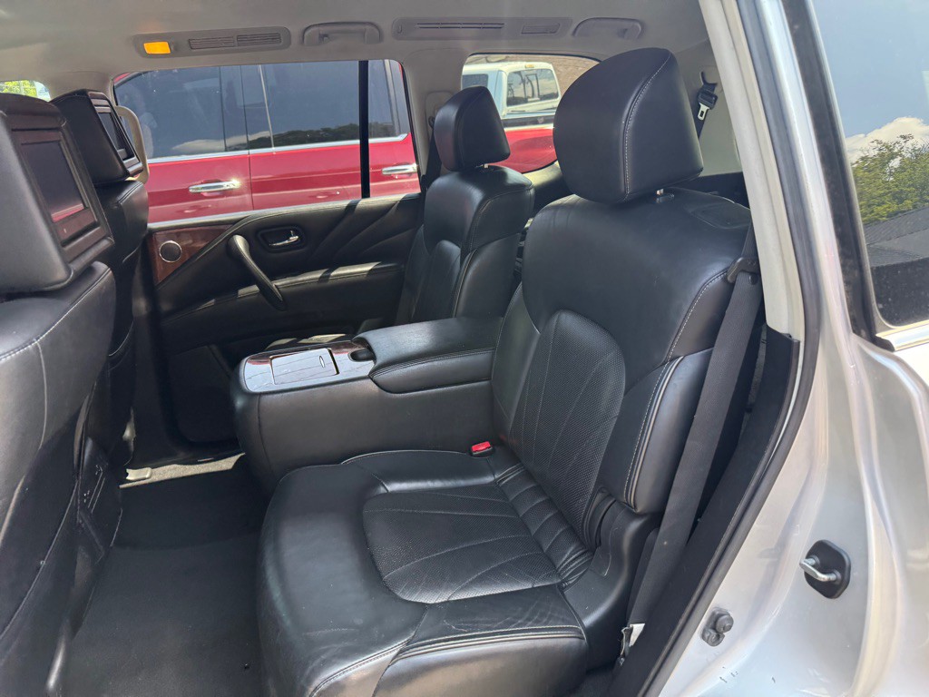 2016 INFINITI QX80 Image 57