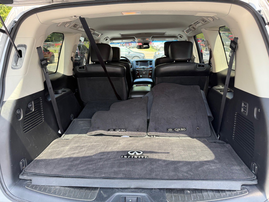 2016 INFINITI QX80 Image 61