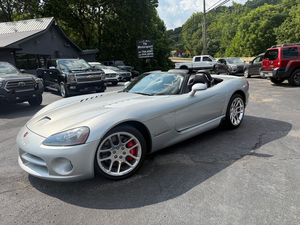 2005 Dodge Viper Image 11
