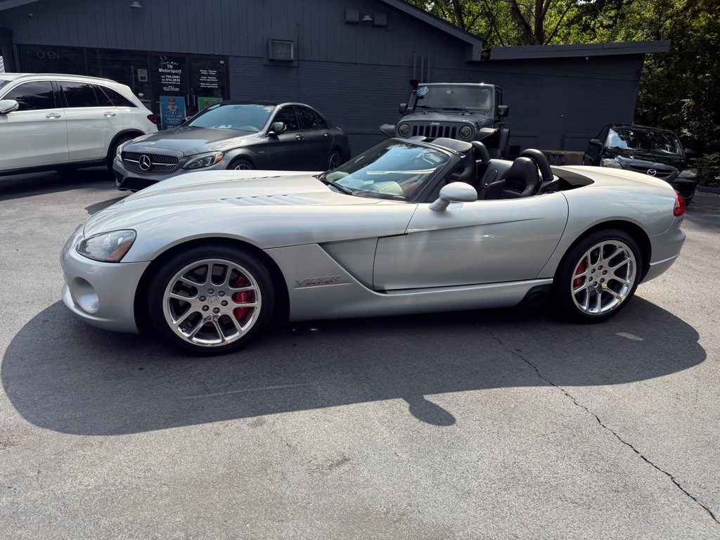 2005 Dodge Viper Image 57
