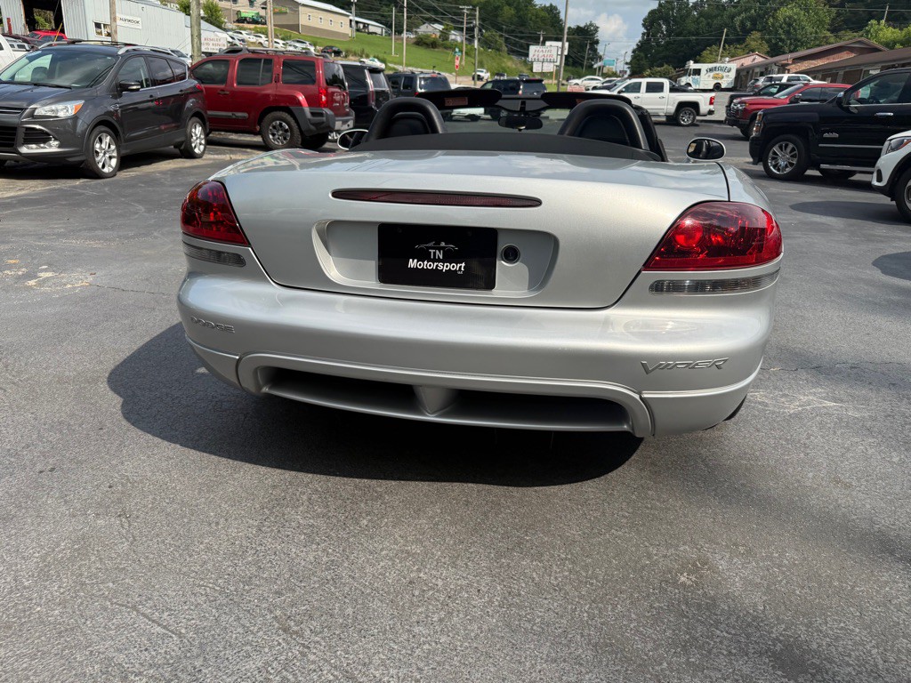 2005 Dodge Viper Image 64