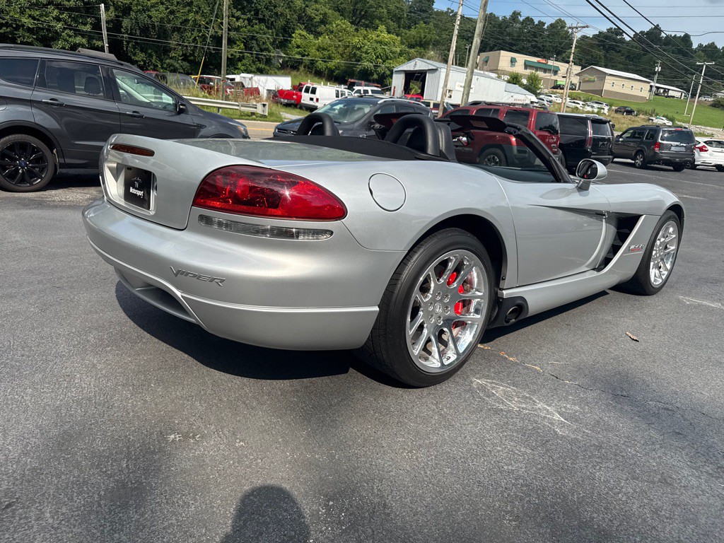 2005 Dodge Viper Image 66
