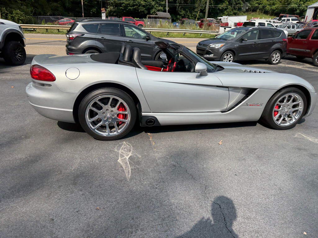 2005 Dodge Viper Image 70