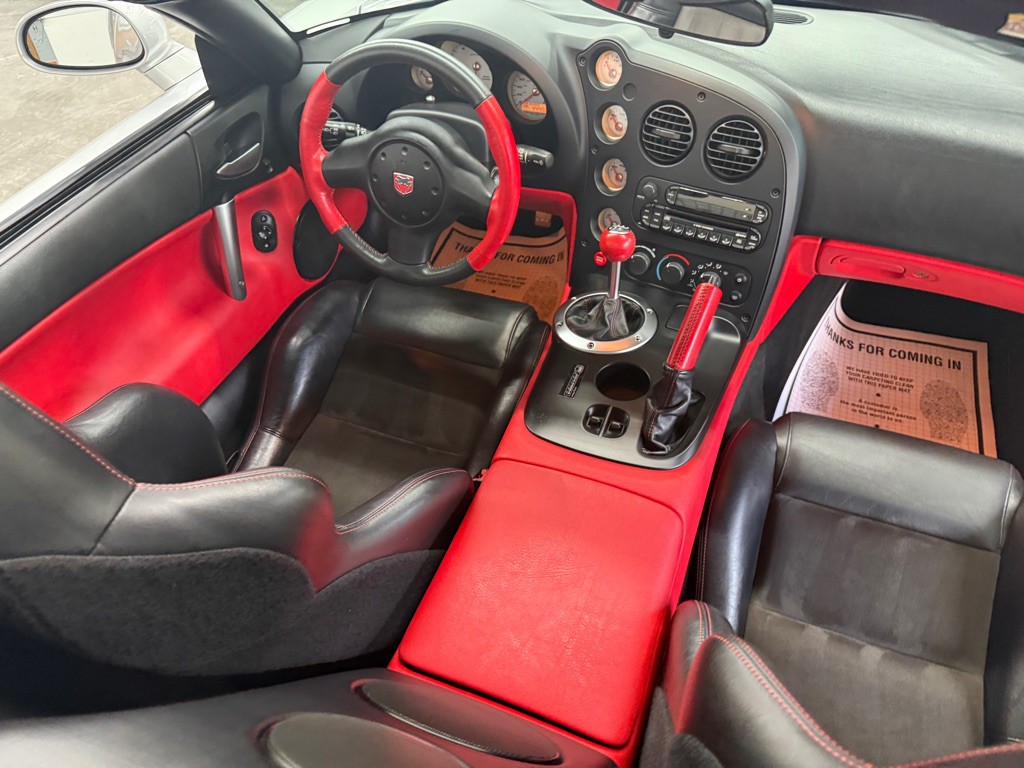 2005 Dodge Viper Image 87