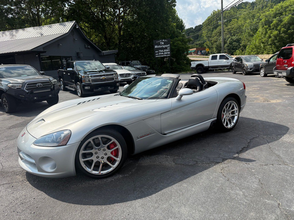 2005 Dodge Viper Image 100