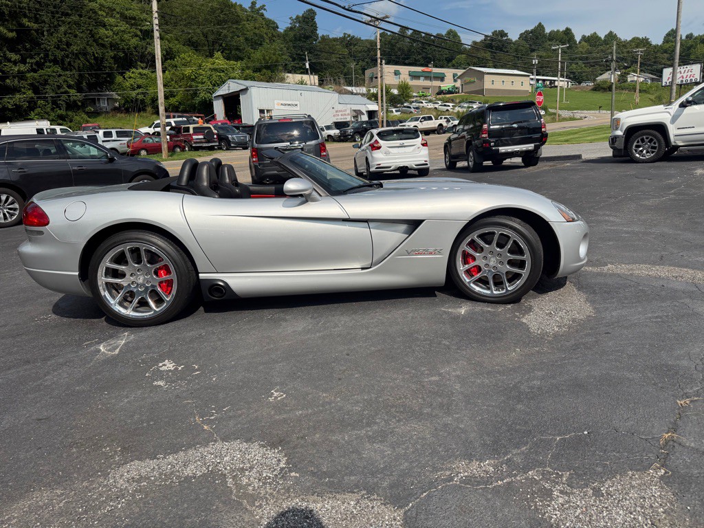 2005 Dodge Viper Image 104