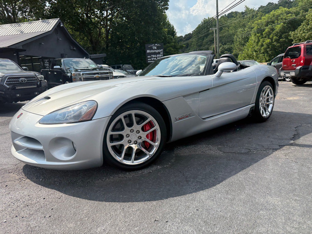 2005 Dodge Viper Image 111