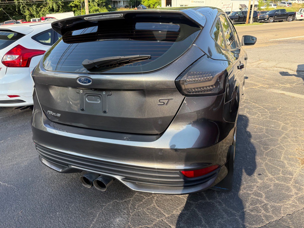 2016 Ford Focus Image 3