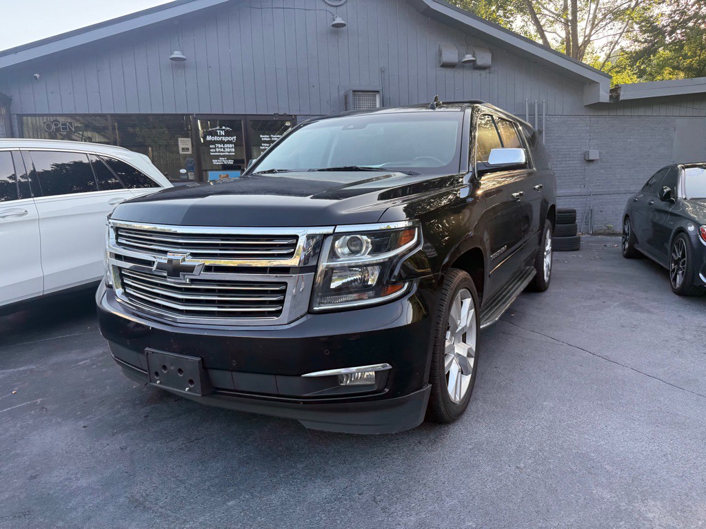 2017 Chevrolet Suburban Image 9