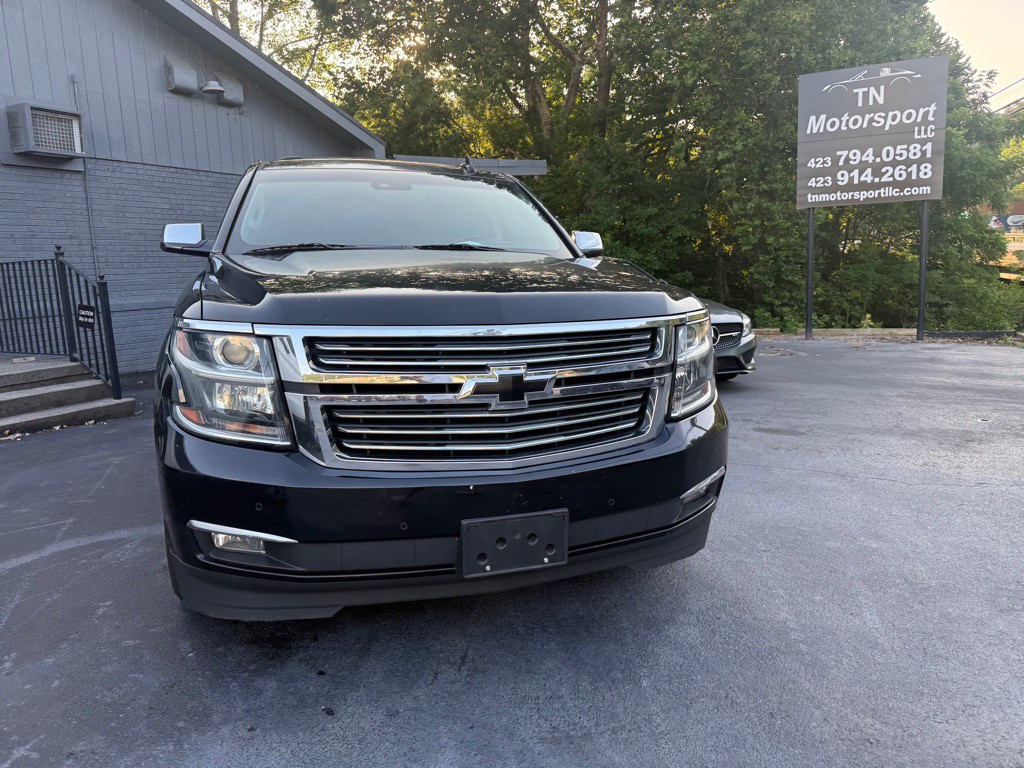 2017 Chevrolet Suburban Image 10