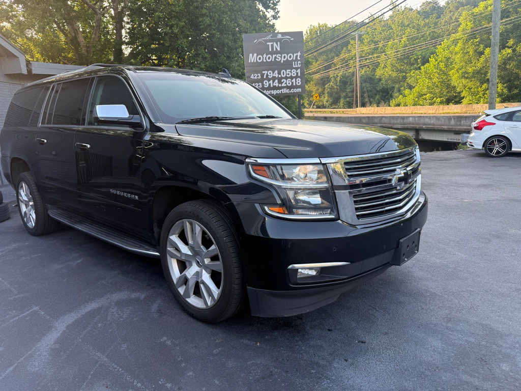 2017 Chevrolet Suburban Image 11